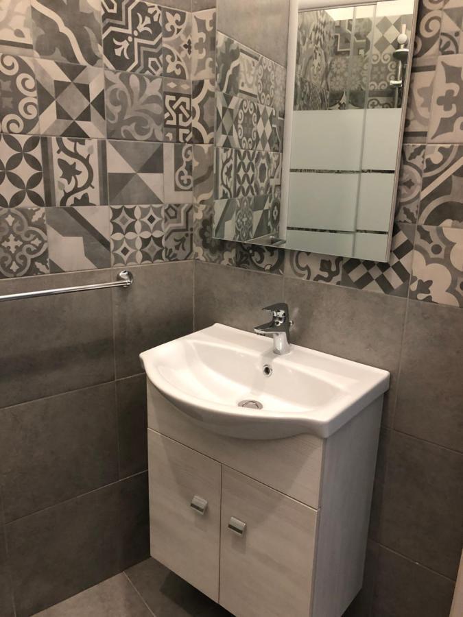 אבולה B&B Meliora Rooms מראה חיצוני תמונה